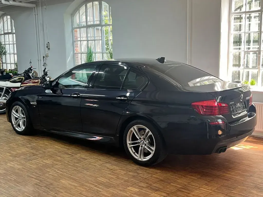 Gebraucht BMW 525 M Sport 218 PS (160 kW) 2016 Schwarz Limousine