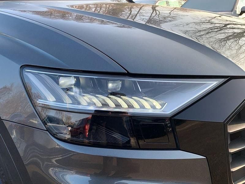 Gebraucht Audi SQ8 Sport 507 PS (372 kW) 2024 Grau SUV