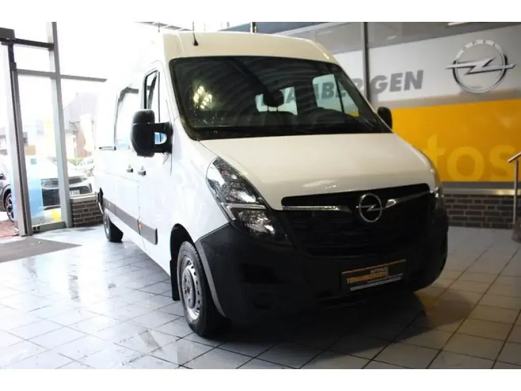 Gebraucht Opel Movano 136 PS (100 kW) 2021 Mineral/polar weiss (055p) Van