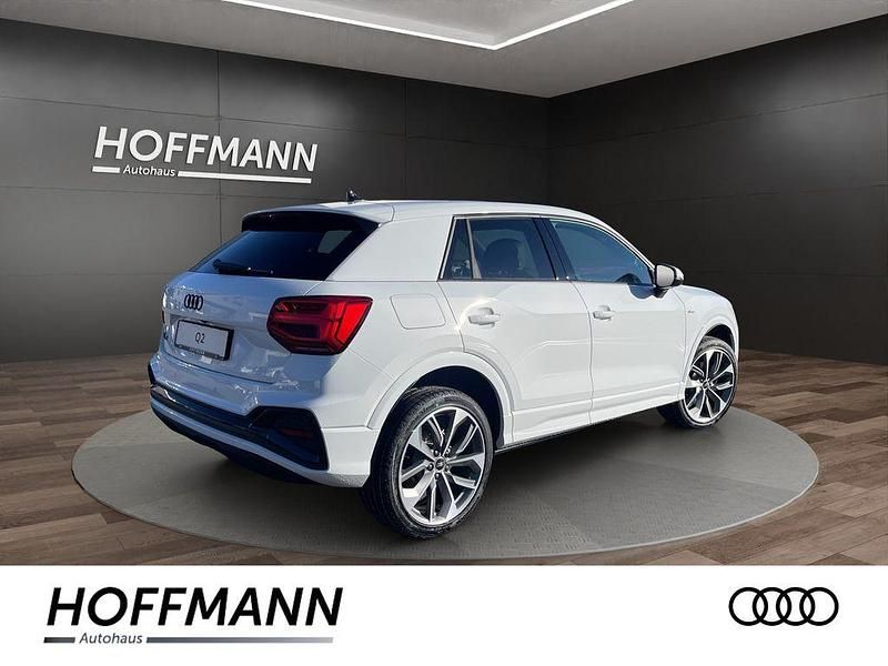 Neu Audi Q2 S-Line 150 PS (110 kW) 2026 Weiß SUV