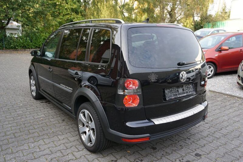 Gebraucht VW Touran Cross 170 PS (125 kW) 2009 Schwarz Van / Kleinbus