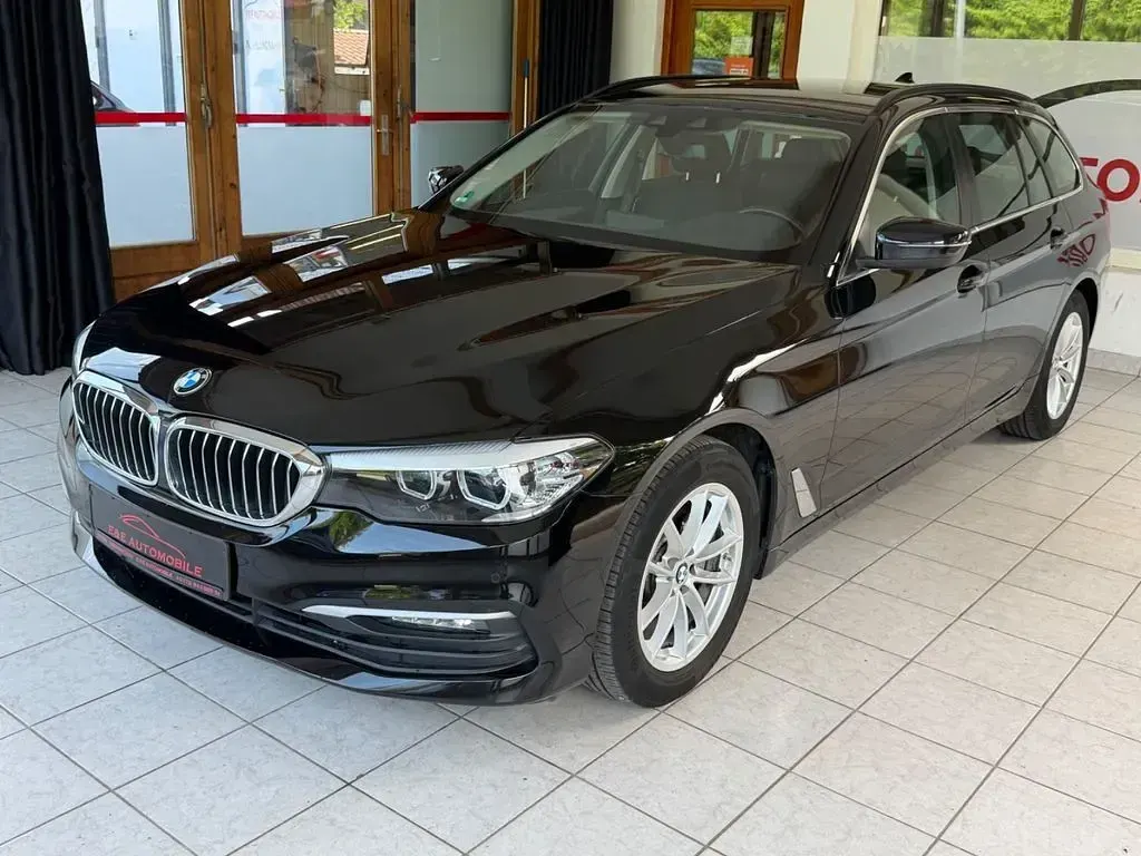 Gebraucht BMW 520 Performance 190 PS (139 kW) 2018 Schwarz Kombi