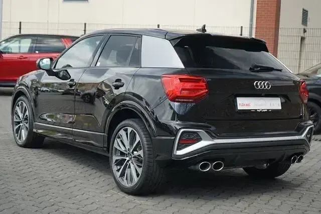 Gebraucht Audi SQ2 Comfort 300 PS (220 kW) 2021 Schwarz SUV