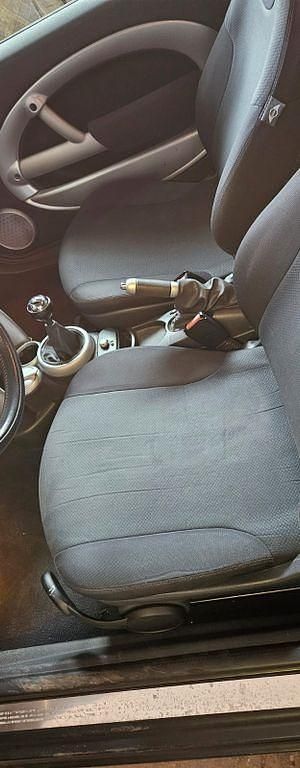 Second-hand Mini Cooper 118 CP (86 kW) 2005 Negru Hatchback