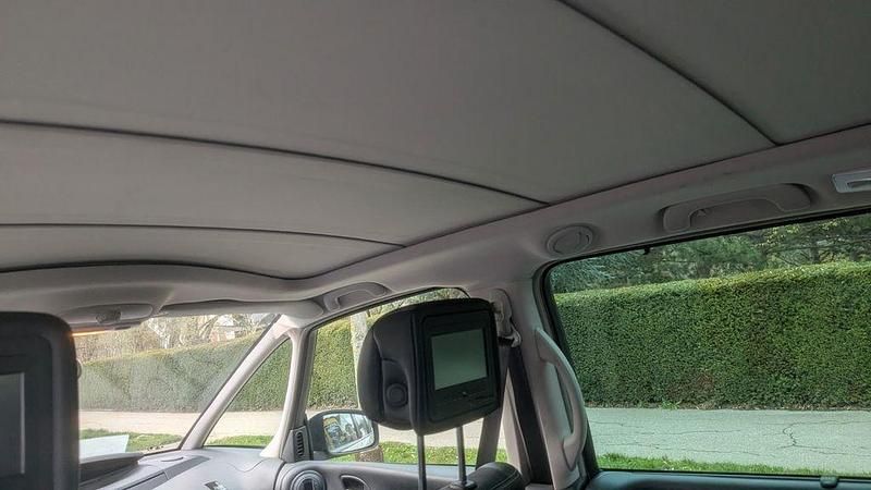 Gebraucht Renault Espace 173 PS (127 kW) 2014 Weiß Van / Kleinbus