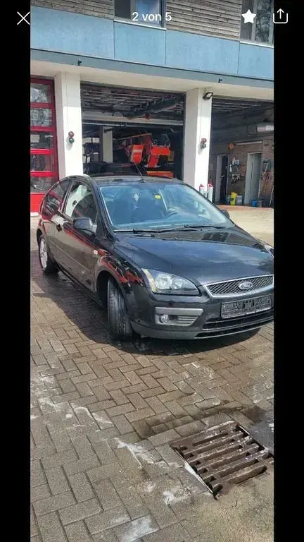 Gebraucht Ford Focus 125 PS (91 kW) 2006 Schwarz Limousine