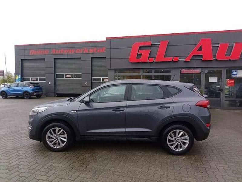 Gebraucht Hyundai Tucson GO! 177 PS (130 kW) 2017 Grau SUV