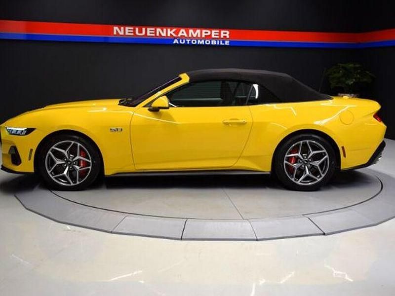 Gebraucht Ford Mustang GT Convertible 446 PS (328 kW) 2024 Gelb Cabrio