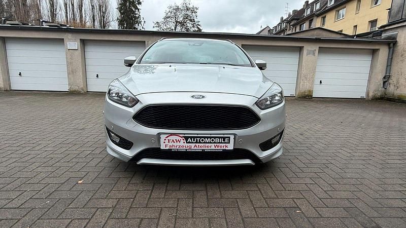 Gebraucht Ford Focus ST-Line 140 PS (102 kW) 2018 Silber Kombi