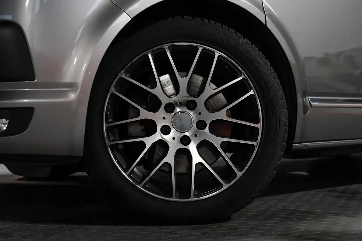 Käytetty VW Multivan Highline 2017 Peessi Tila-auto
