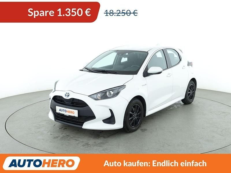 Weiß Gebraucht 2021 Toyota Yaris Hybrid Business Edition Kleinwagen | 16.900 € (Guter Preis) - Bild 1/3