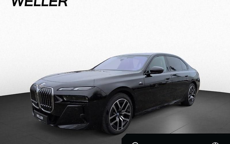 Schwarz Gebraucht 2025 BMW 740 Comfort Edition Limousine | 89.400 € (Superpreis) - Bild 1/4