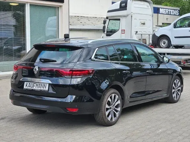 Gebraucht Renault Mégane GrandTour Techno 140 PS (102 kW) 2023 Schwarz Kombi