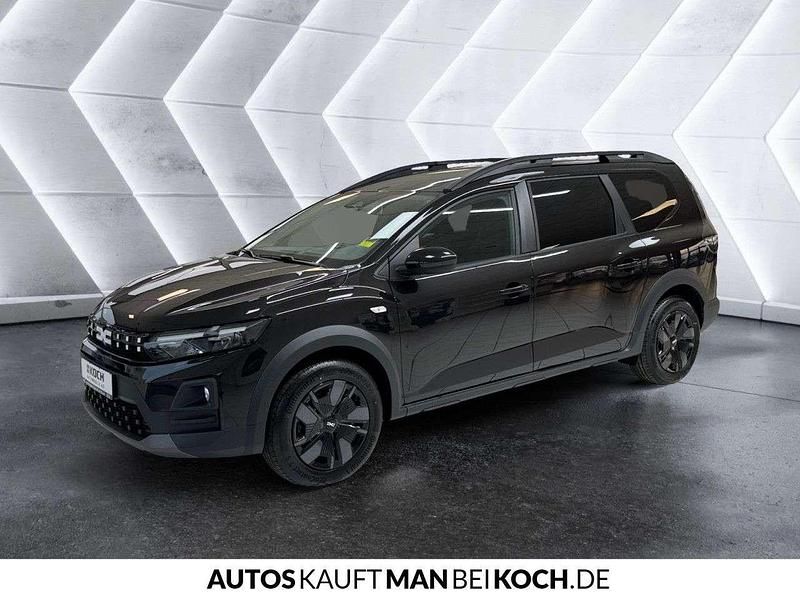 Neu Dacia Jogger Expression 156 PS (114 kW) 2026 Schwarz Van / Kleinbus