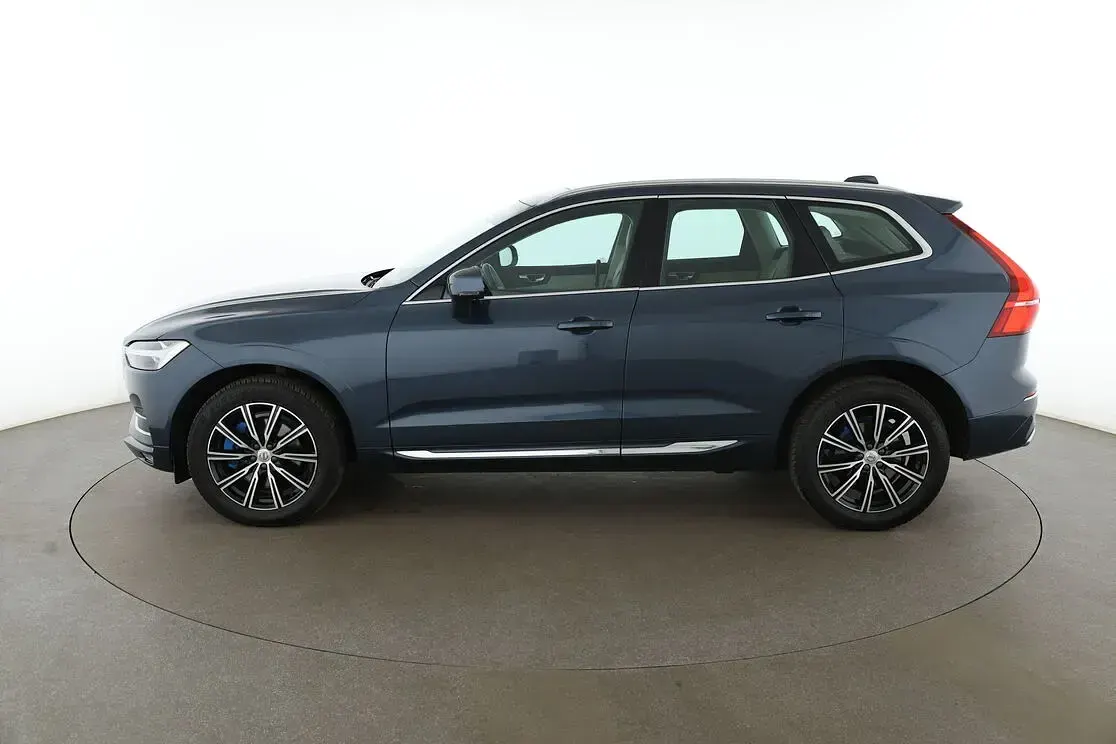 Gebraucht Volvo XC60 Inscription 197 PS (144 kW) 2021 Blau SUV