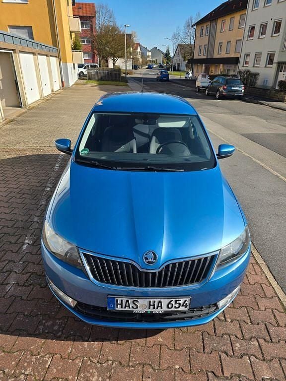 Gebraucht Skoda Rapid Ambition 125 PS (91 kW) 2016 Blau Kleinwagen