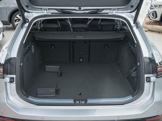 Gebraucht VW Passat Business 150 PS (110 kW) 2026 Oyster silver metallic Kombi