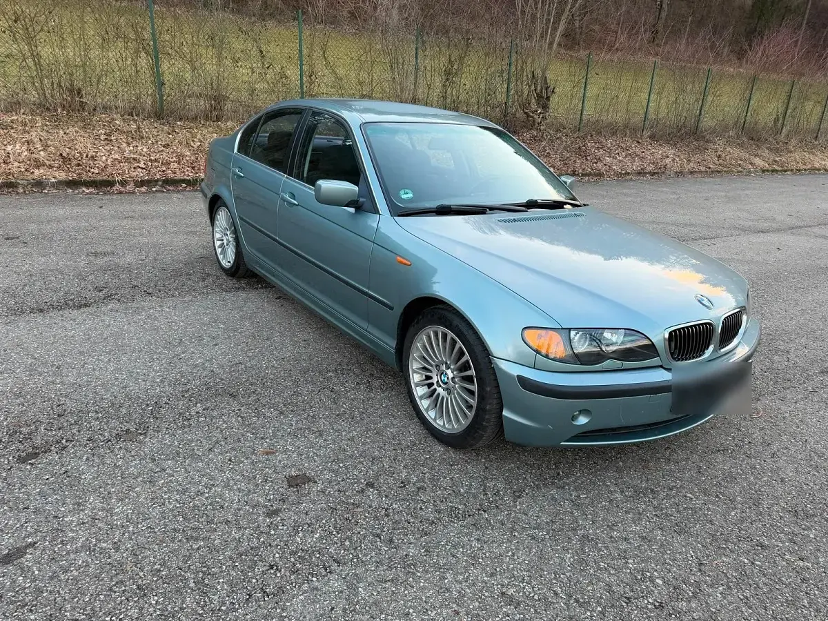 Second-hand BMW 325 192 CP (141 kW) 2002 Verde Berlinǎ