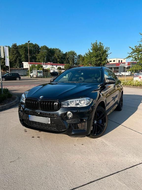 Schwarz Gebraucht 2016 BMW X6 M Performance SUV | 45.000 € (Fairer Preis) - Bild 1/4