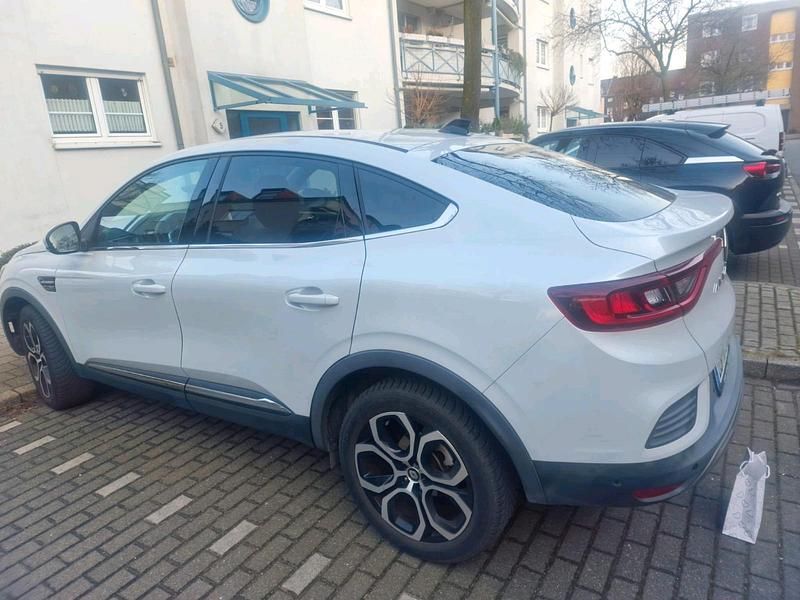 Gebraucht Renault Arkana 140 PS (102 kW) 2021 Weiß SUV