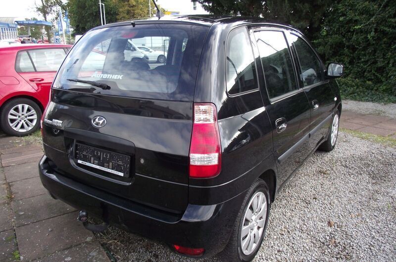 Gebraucht Hyundai Matrix Comfort 103 PS (75 kW) 2009 Schwarz Van / Kleinbus