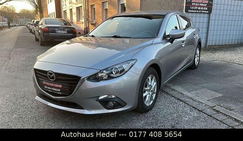 Grau Gebraucht 2014 Mazda 3 Center-Line Limousine | 8.990 € (Guter Preis) - Bild 1/4
