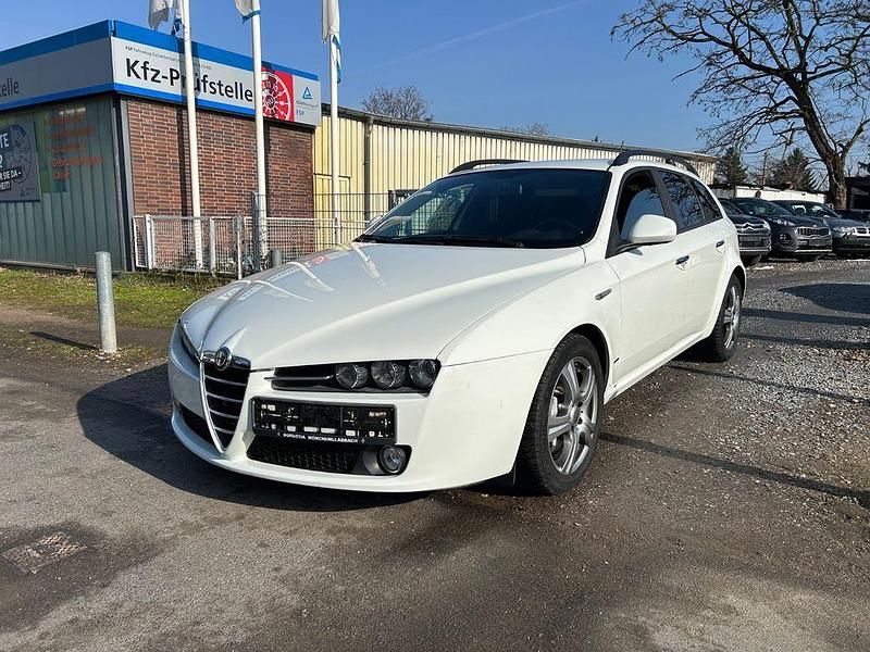 Gebraucht Alfa Romeo 159 200 PS (147 kW) 2010 Weiß Limousine