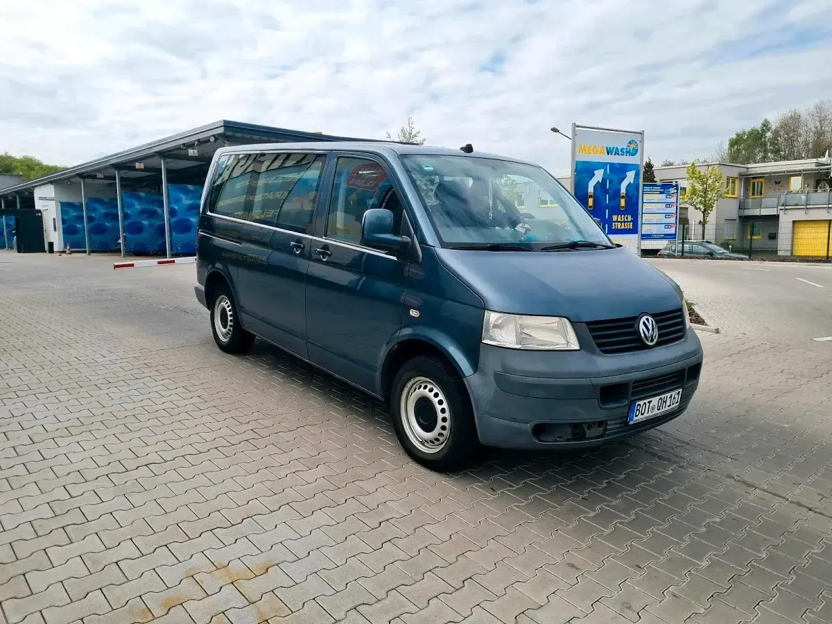Używany VW Caravelle 174 KM (127 kW) 2005 Szary Van