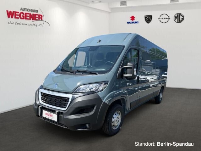 Thundergrau Gebraucht 2024 Peugeot Boxer Van | 32.490 € (Fairer Preis) - Bild 1/4