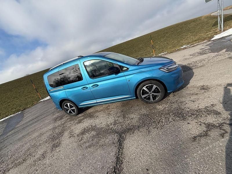 Gebraucht VW Caddy Style 122 PS (89 kW) 2021 Blau Van / Kleinbus
