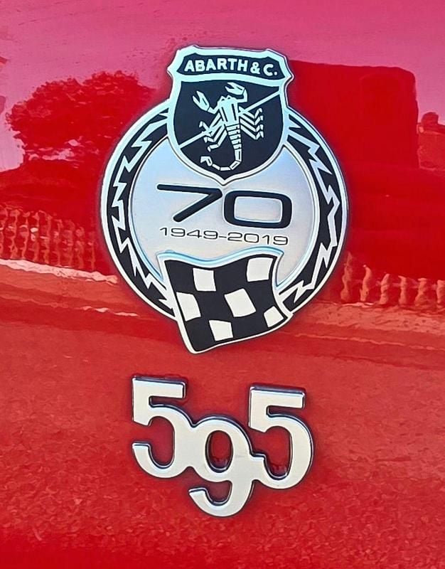 Gebraucht Abarth 595 70th Anniversary 145 PS (106 kW) 2019 Rot Kleinwagen