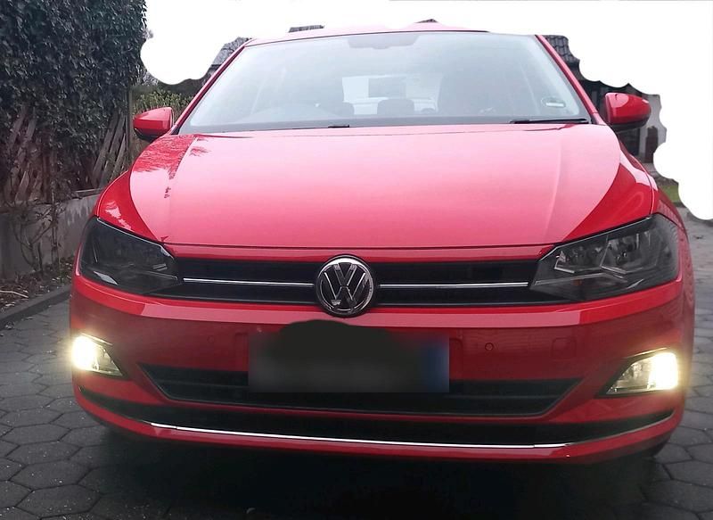 Gebraucht VW Polo Comfortline 95 PS (69 kW) 2019 Rot Kleinwagen