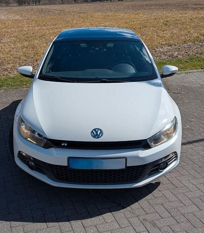 Usata VW Scirocco 200 CV (147 kW) 2009 Bianco Coupé