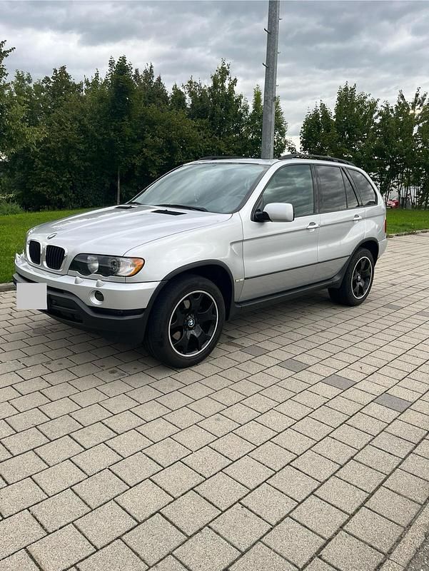 Silber Gebraucht 2000 BMW X5 M Sport SUV | 12.500 € - Bild 1/4