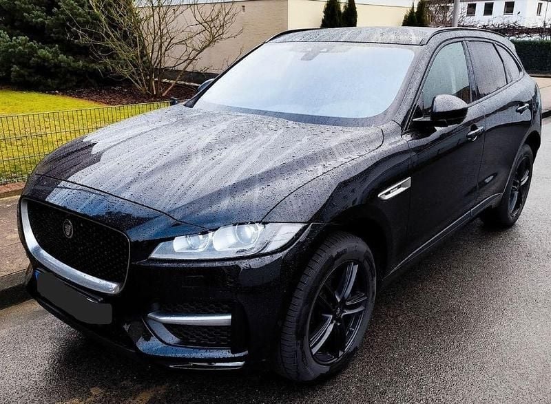 Schwarz Gebraucht 2020 Jaguar F-Pace R-Sport SUV | 25.700 € (Superpreis) - Bild 1/4