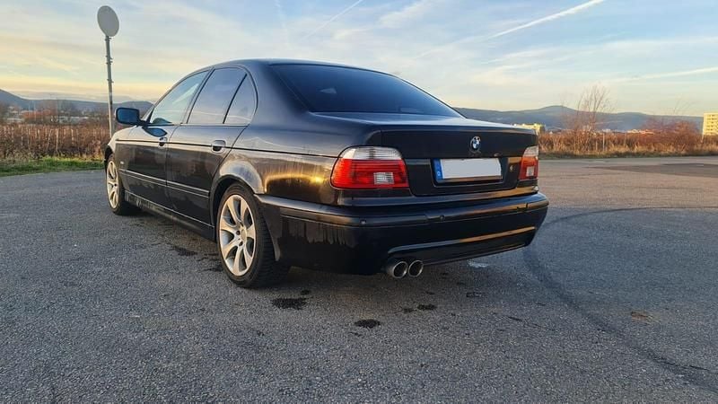 Gebraucht BMW 540 M Sport 286 PS (210 kW) 2000 Schwarz Limousine