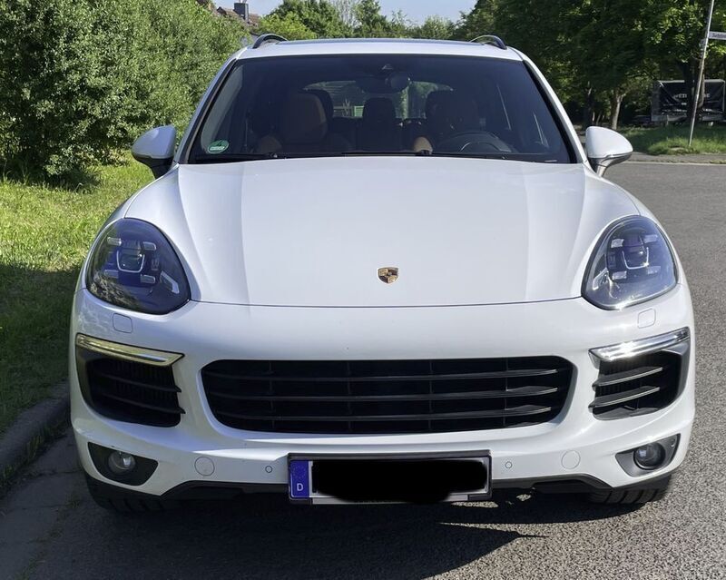 Weiß Gebraucht 2017 Porsche Cayenne S SUV | 56.800 € - Bild 1/4