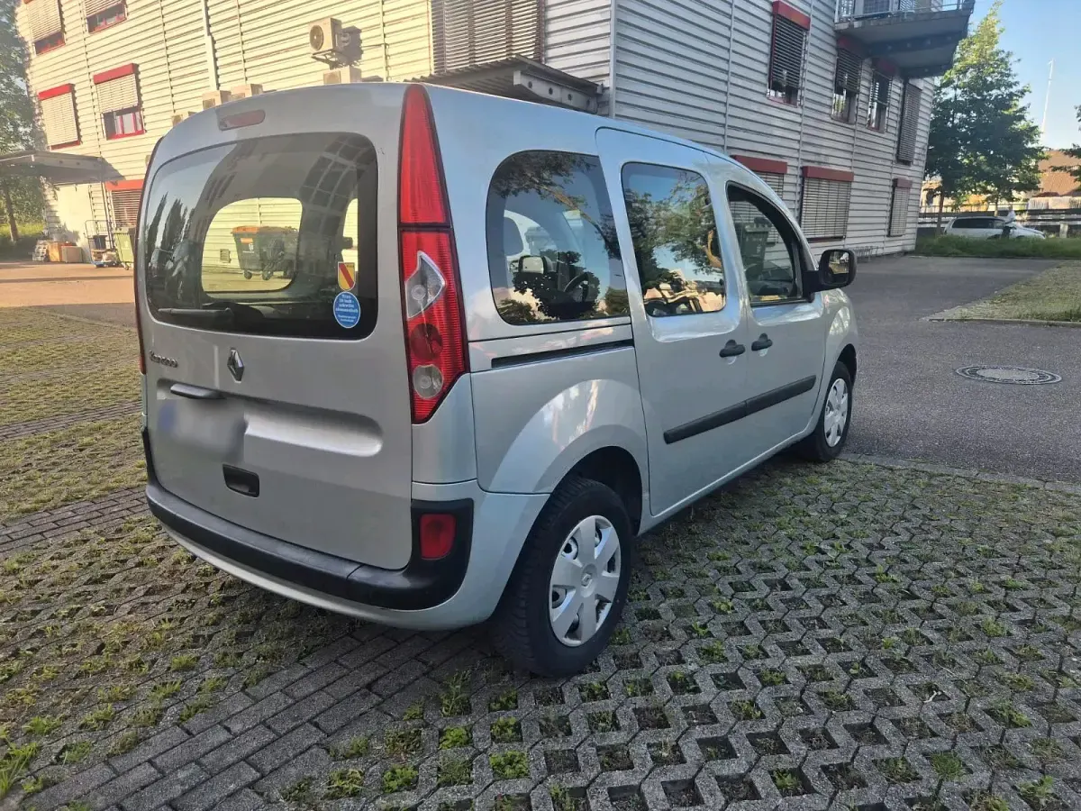 Gebraucht Renault Kangoo 2010 Silber Kombi