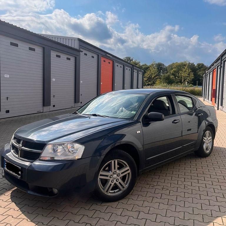 Gebraucht Dodge Avenger SE 156 PS (114 kW) 2008 Blau Limousine