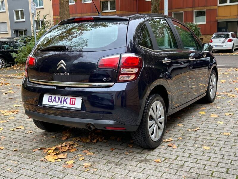 Second-hand Citroën C3 SELECTION 82 CP (60 kW) 2015 Albastru Hatchback