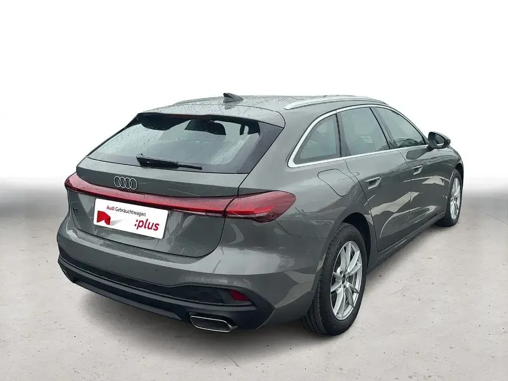 Gebraucht Audi A5 Sport 150 PS (110 kW) 2025 Chronosgrau metallic Kombi