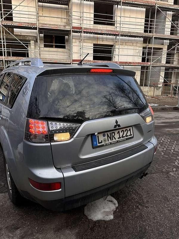 Gebraucht Mitsubishi Outlander Inform 140 PS (102 kW) 2007 SUV