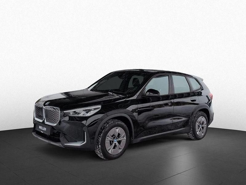 Gebraucht BMW iX1 Performance 225 kW (306 PS) 2023 Schwarz ii (schwarz) SUV
