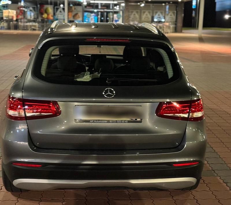 Gebraucht Mercedes GLC220 170 PS (125 kW) 2016 Grau SUV