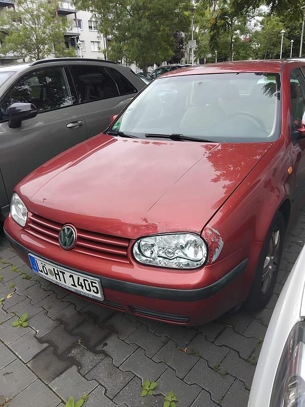 Rot Gebraucht 1998 VW Golf IV Kleinwagen | 900 € (Superpreis) - Bild 1/4