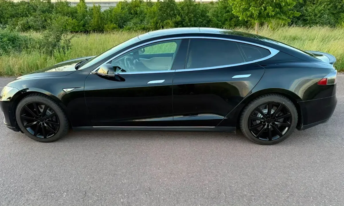 Gebraucht Tesla Model S 309 kW (421 PS) 2013 Weiß Kleinwagen