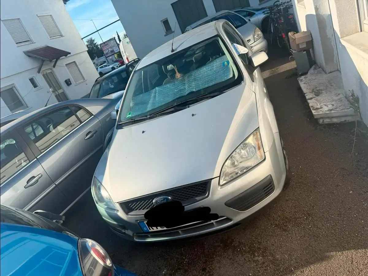 Gebraucht Ford Focus 109 PS (80 kW) 2007 Grau Kombi