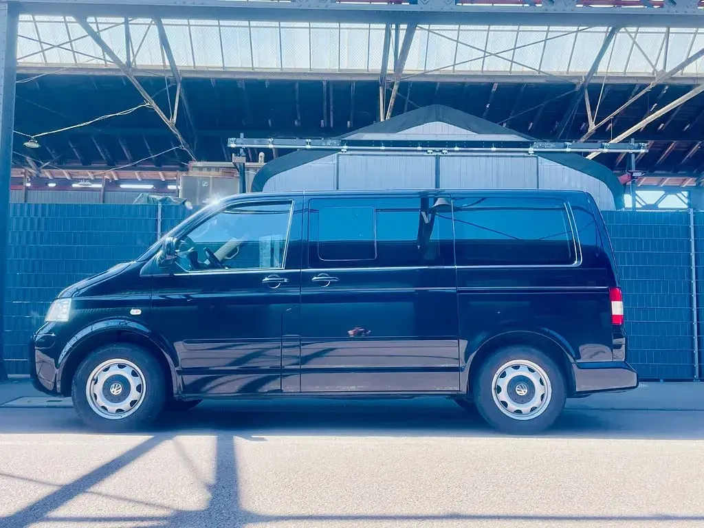 Gebraucht VW Multivan Highline 174 PS (127 kW) 2009 Schwarz Van / Kleinbus