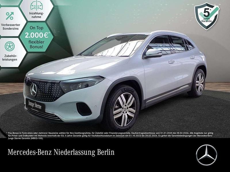 Hightechsilber Gebraucht 2024 Mercedes EQA300 Electric Art SUV | 36.890 € (Guter Preis) - Bild 1/3