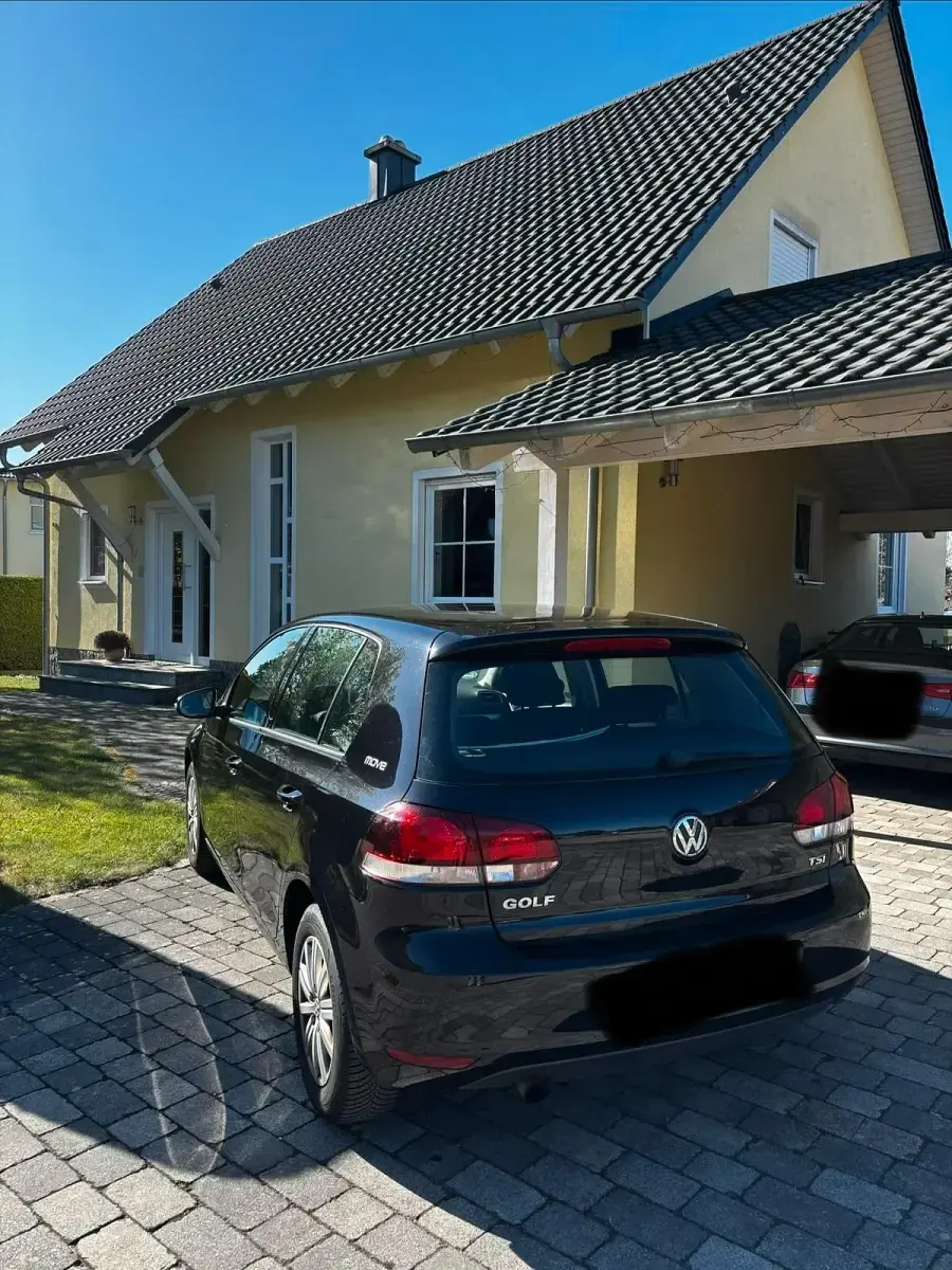 Gebraucht VW Golf VII Move 105 PS (77 kW) 2012 Schwarz Limousine